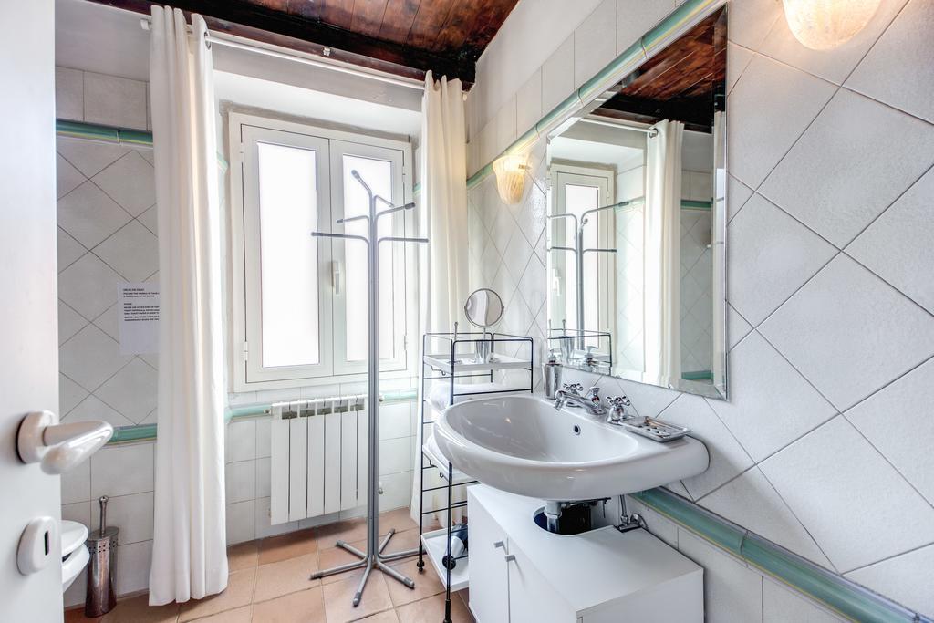 Frangipane Apartment ローマ 部屋 写真