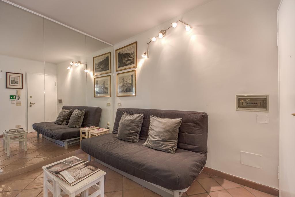 Frangipane Apartment ローマ 部屋 写真